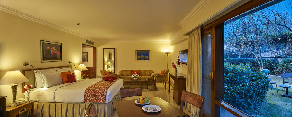 Club Mahindra White Meadows Hotell Manāli Exteriör bild